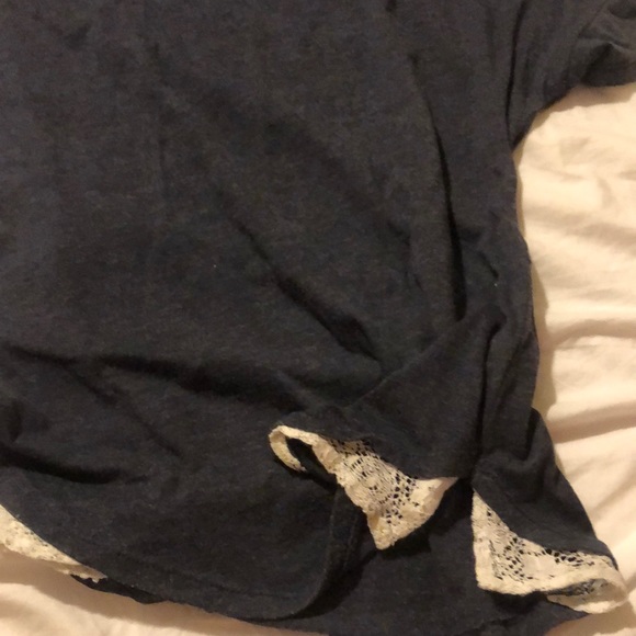 Top - Picture 2 of 3